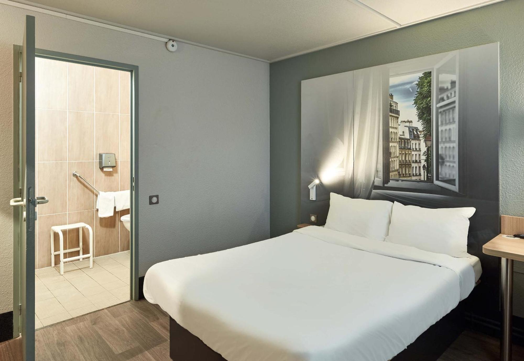 B&B Hotel Orgeval מראה חיצוני תמונה
