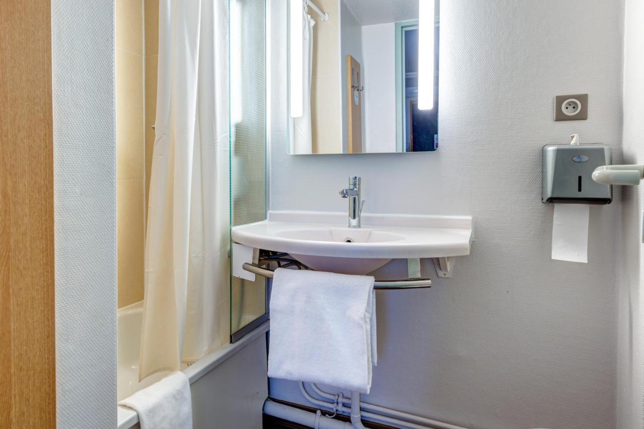 B&B Hotel Orgeval מראה חיצוני תמונה